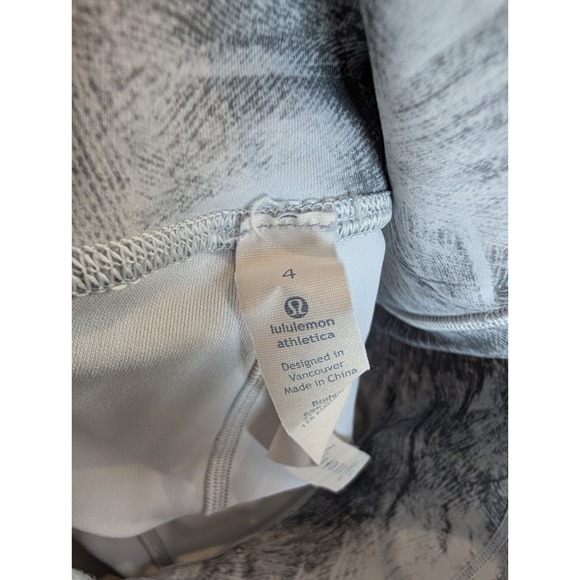 Lululemon‎ Train Times 7/8 Pant 25" Size 4 Breeze By White Cast/Light Cast Print - Picture 3 of 16